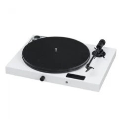 Pro-Ject Juke Box E Speaker Box 5 Turntable Speaker Bundle, White