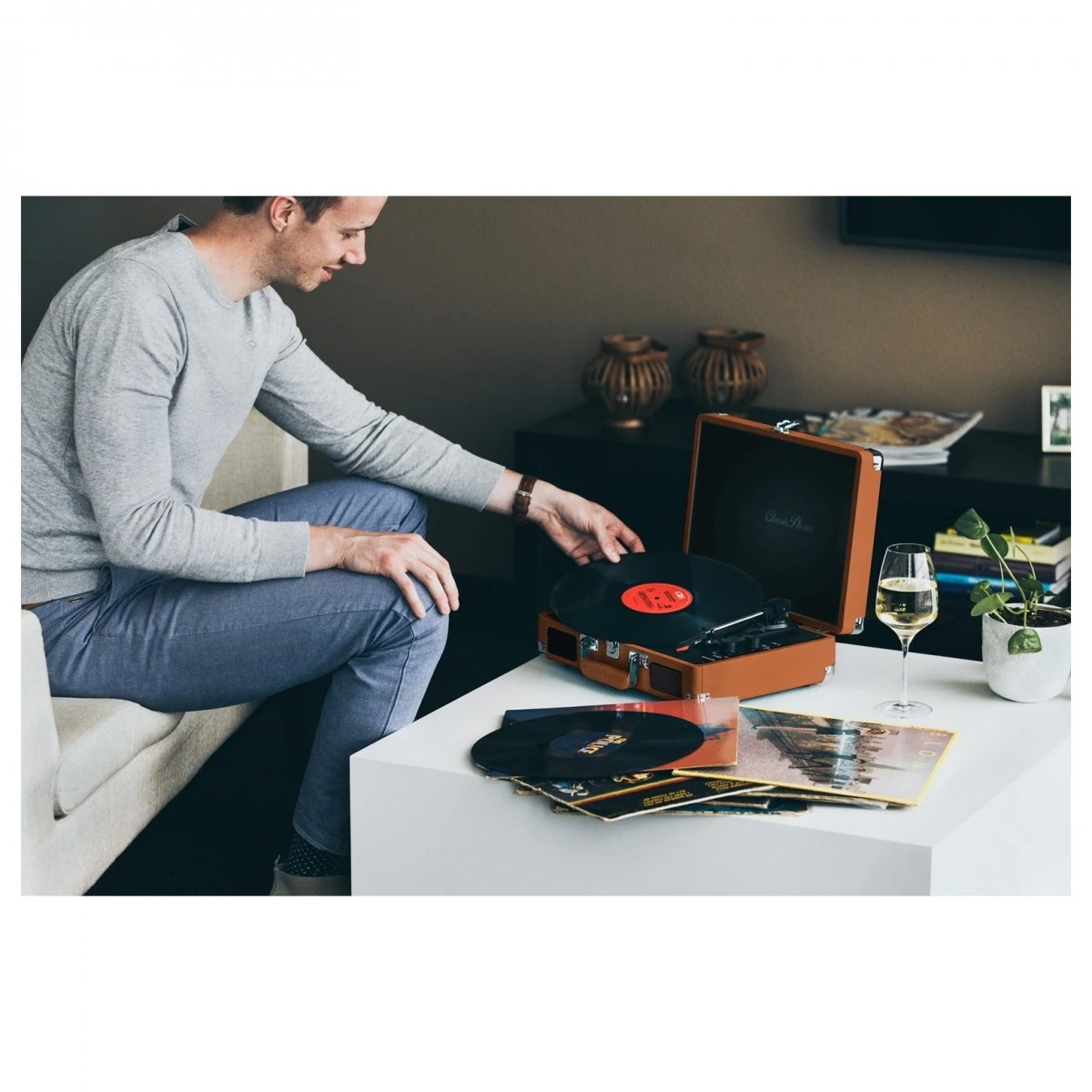 Lenco TT-10BN Suitcase Turntable, Brown - Image 6