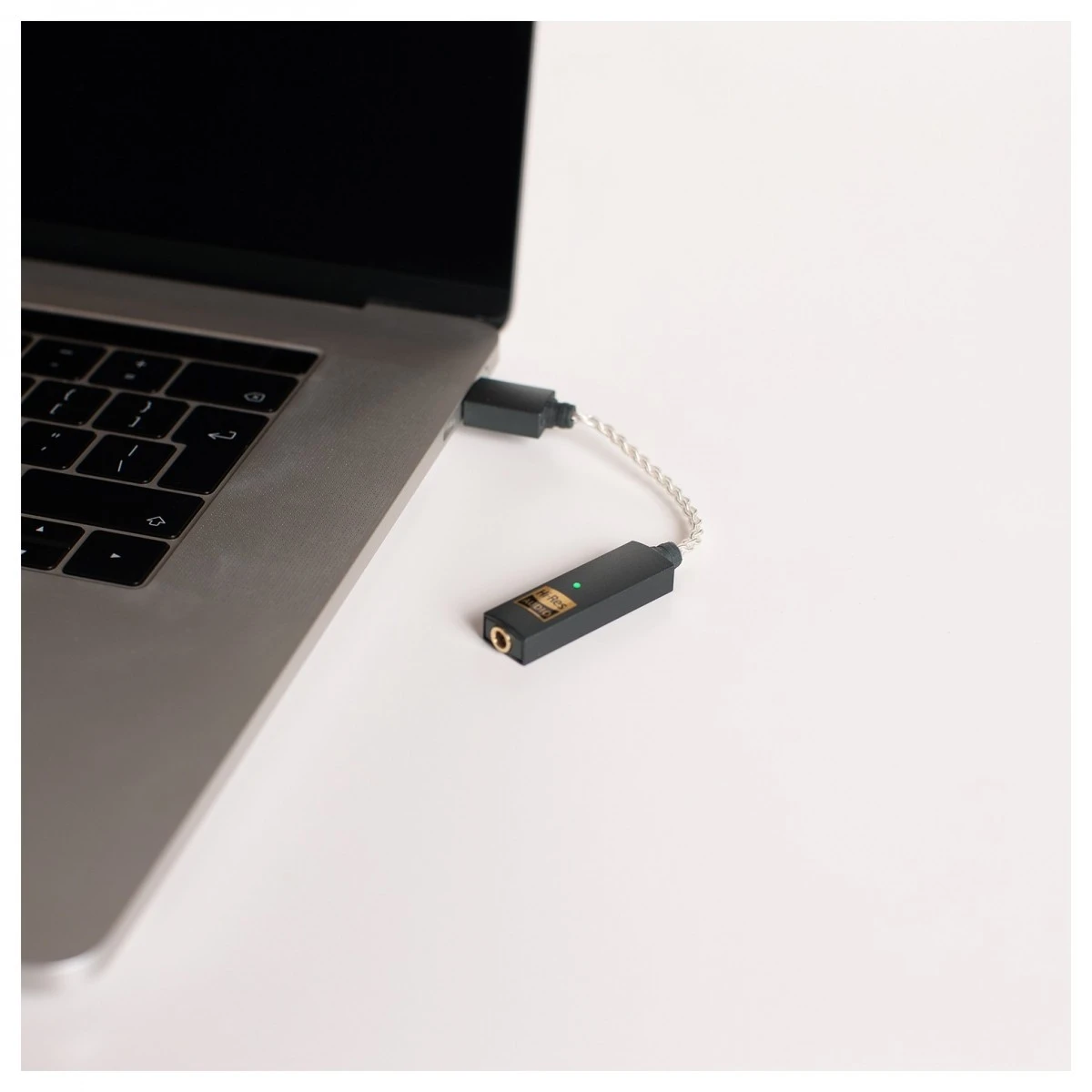 IFi Audio Go Link Headphone Amp & DAC - Image 8