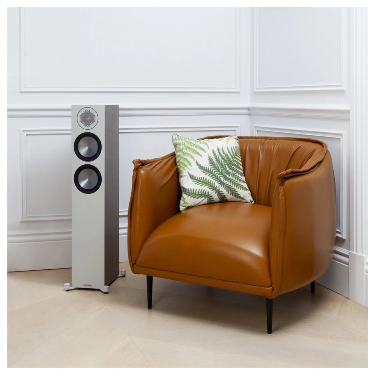 Audiolab 7000A Integrated Amp W/ Bronze 200 Speakers, Urban Grey - Image 7