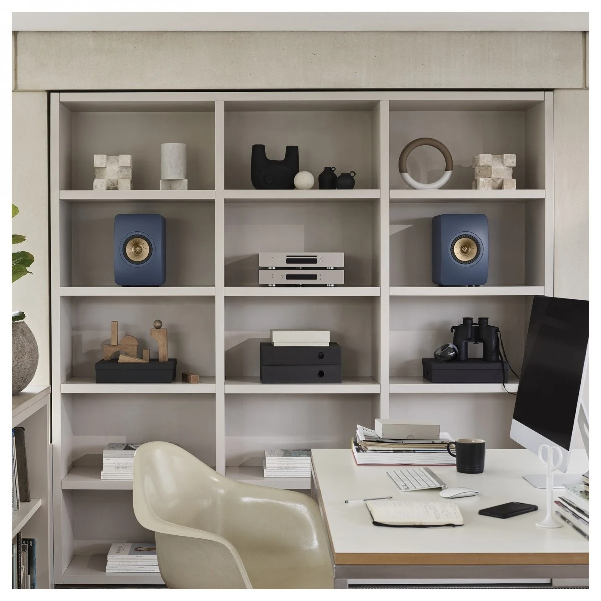 KEF LS50 Meta Special Edition Speakers (Pair), Royal Blue - Image 9